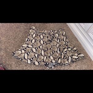 Medium snake skin skort